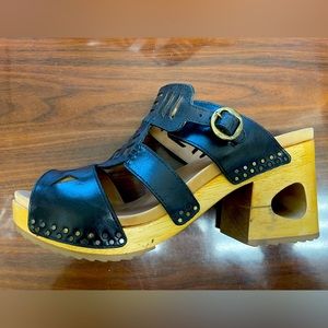 Dansko Oralee sandals, size 38